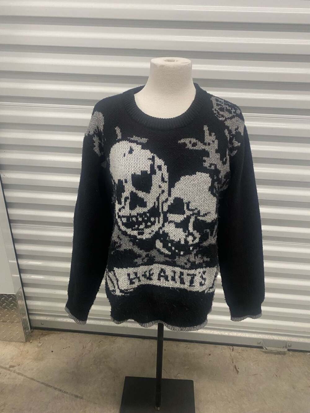 Minga London Skull Jacquard Knit Sweater